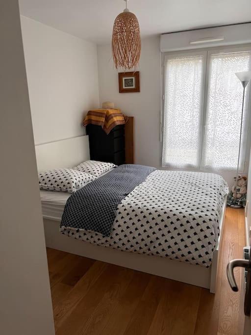 Appart 2 Chambres 17 Min De Paris Rosny-sous-Bois Esterno foto
